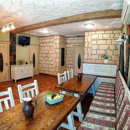 Хостел Retro&Tours Ереван Экстерьер фото